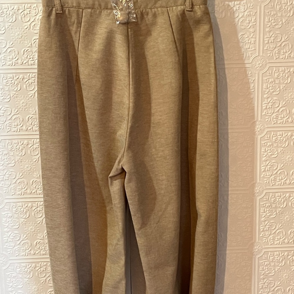 Pants - Picture 5 of 9